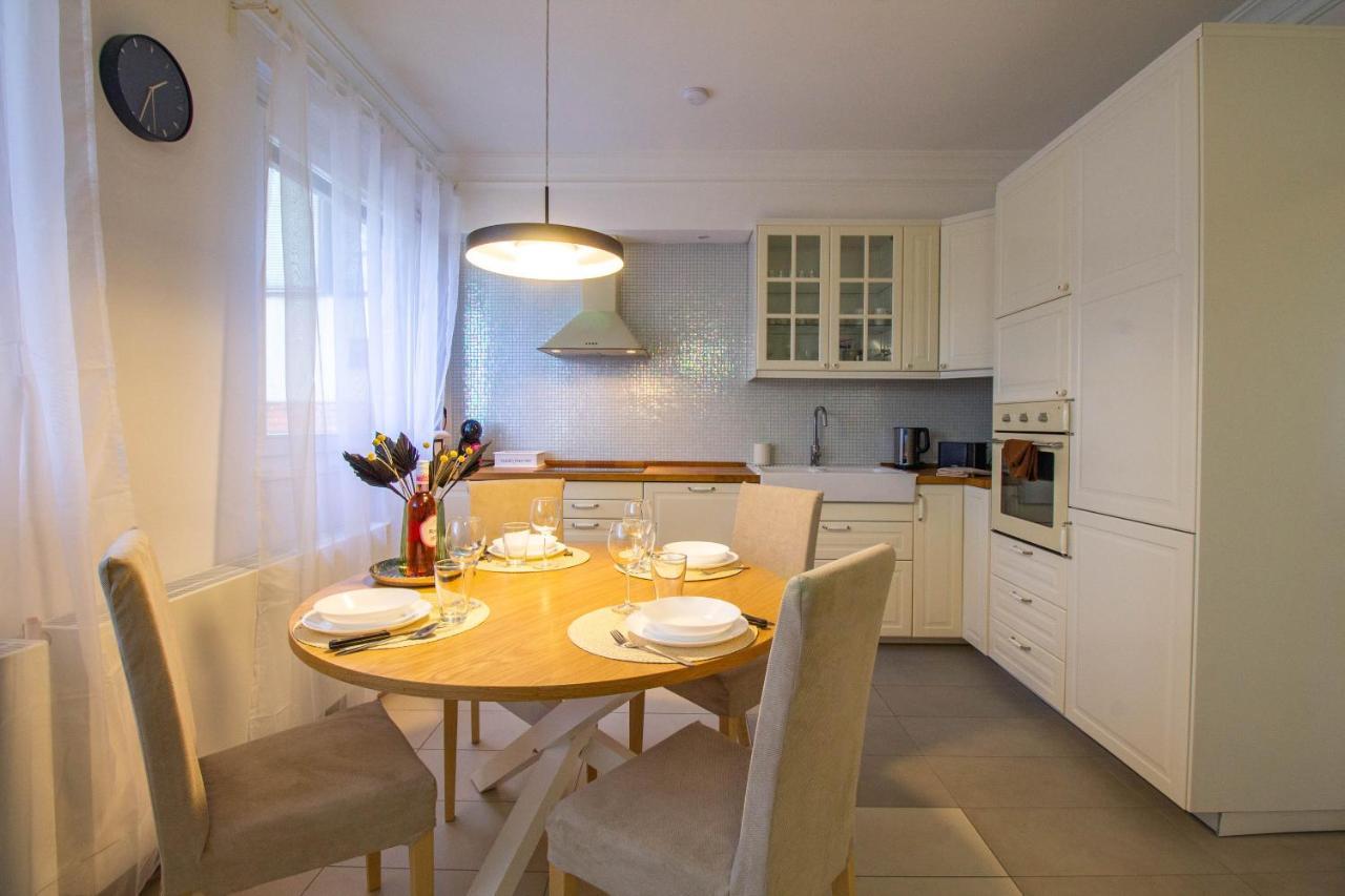 Hillside Lodge Budapest Extérieur photo