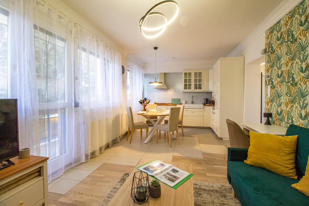 Hillside Lodge Budapest Extérieur photo